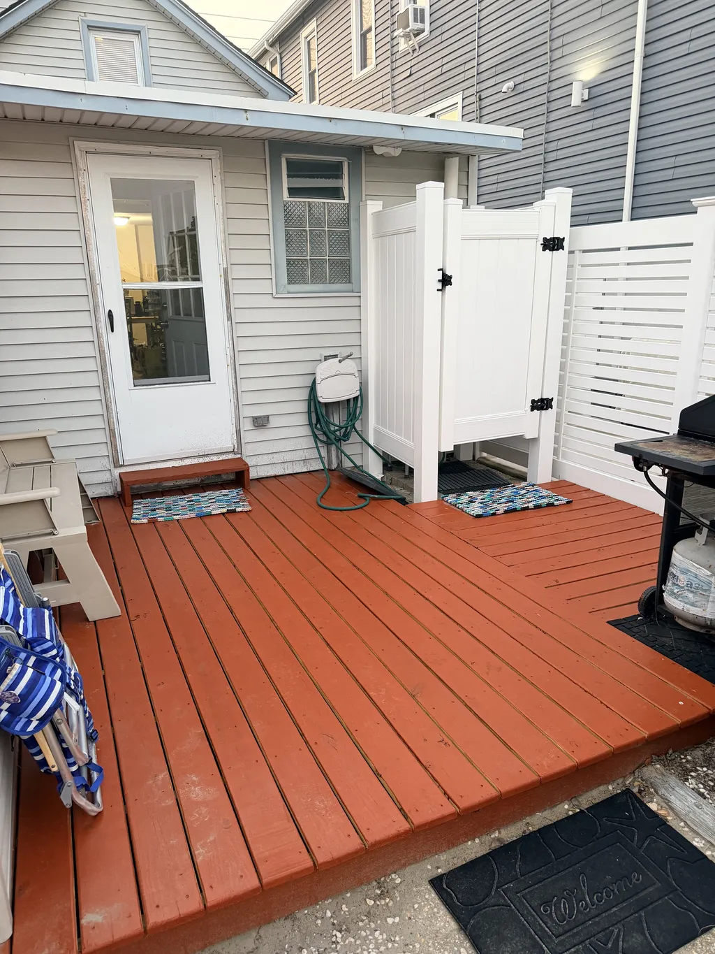 Back patio shower grill