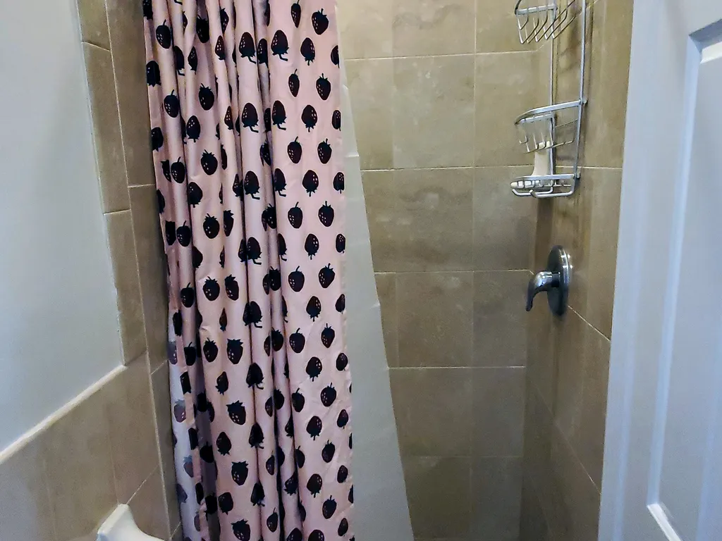 Rear Bath