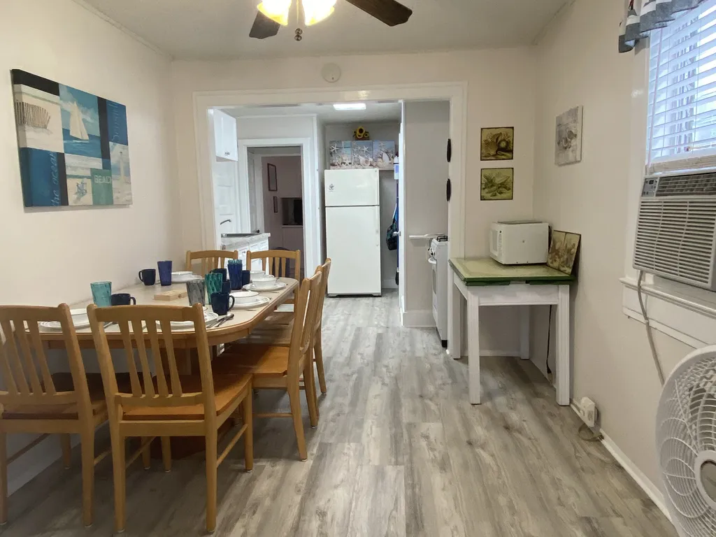 Apt. Dining Room