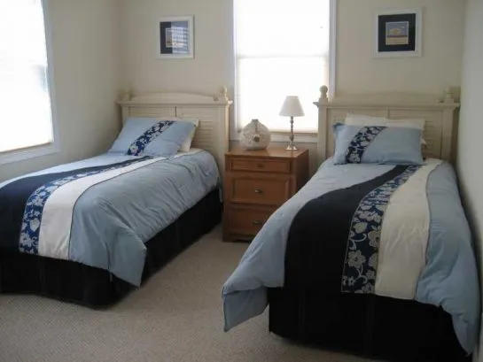 Twin Bedroom