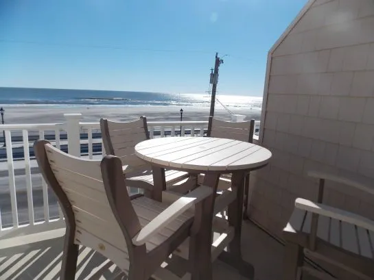 High top table with unbelievable ocean view!