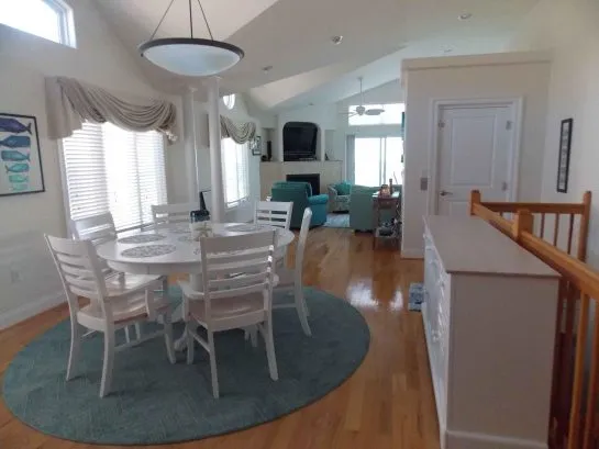 Top floor living area