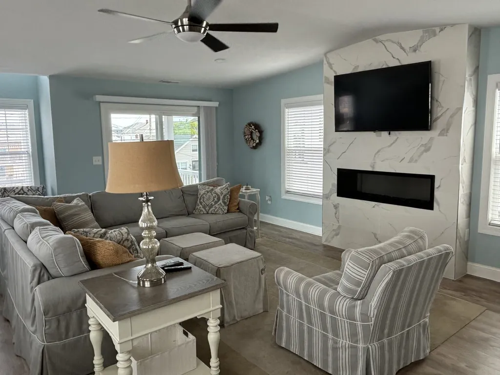 Smart TV and Fireplace