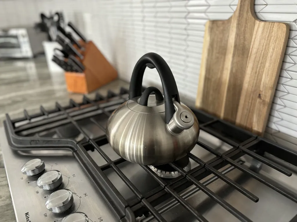5 Burner Gas Stove with teapot