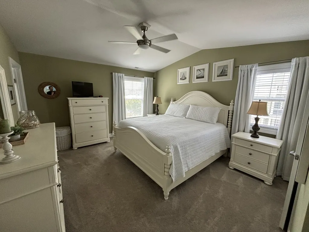 Mstr Bedroom 4