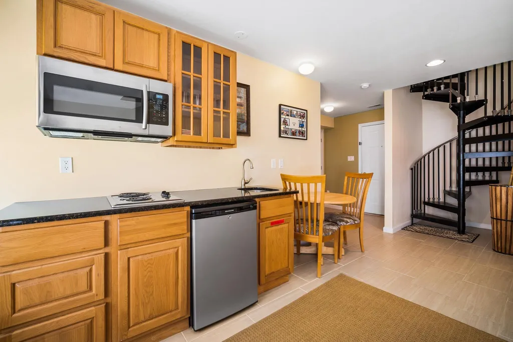 Bonus Room Kitchenette