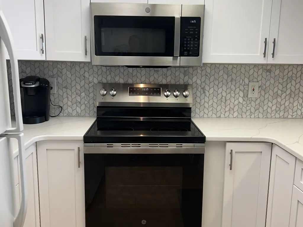 Stainless Steel Oven and Microwave 
