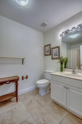 En-Suite Bathroom