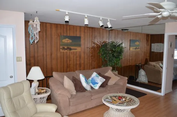 Spacious Great Room