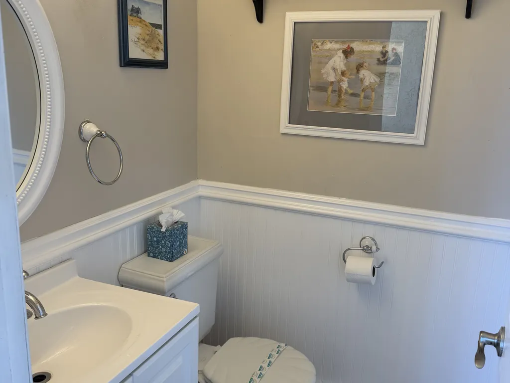 2nd floor half bath 