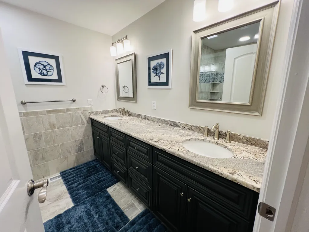 second floor shared bath