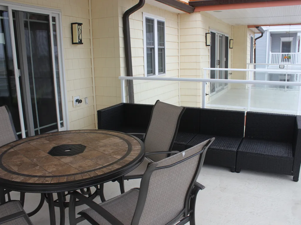third floor deck from living romm