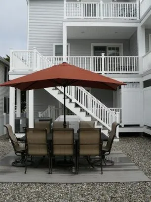 Multiple Decks off Front and Back