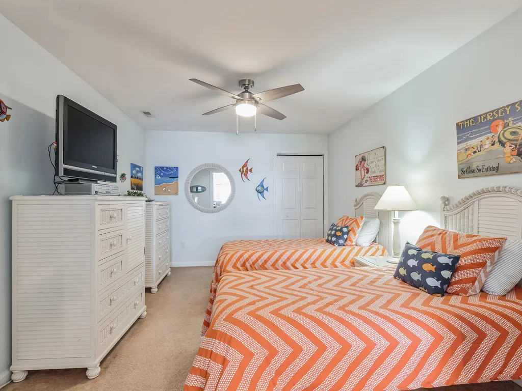 3rd Bedroom Twin Beds with Trundle