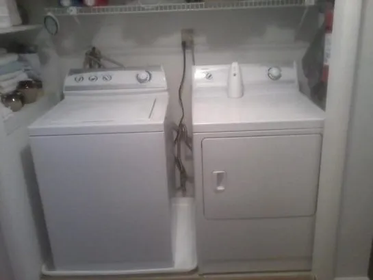 There is a full size washer and dryer in the house. Linens are s