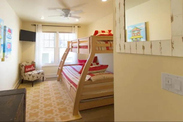 1st floor bunkbed room...bed has a lower full with upper twin
