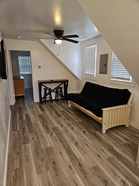 2ND FLOOR LIVING ROOM
