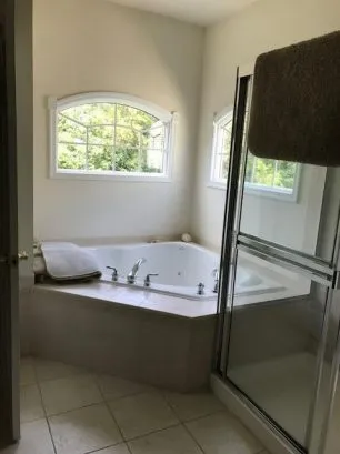 master bath with jacuzzi