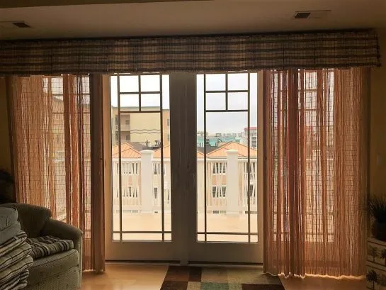Living room slider leading to the spacious deck