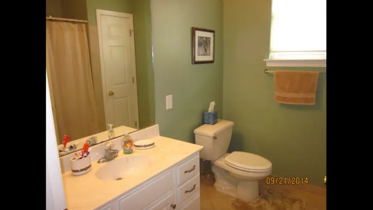 2nd bathroom 