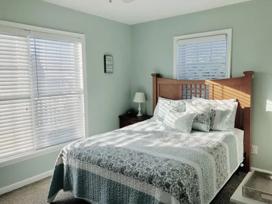 Bedroom #4 Queen Bedroom with bay views
