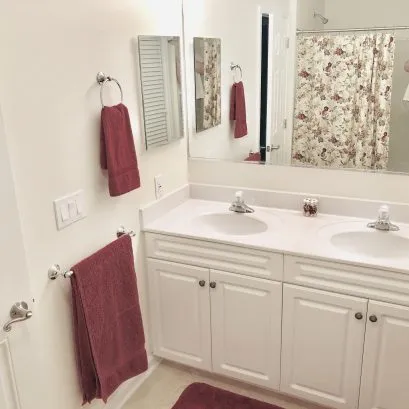Master Bath (full bath #1) with two vanities and private toilet/water closet