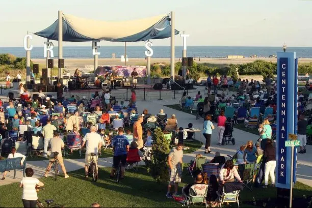Twice Weekly Free Concerts at Centennial Park