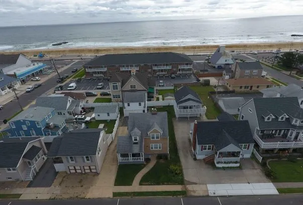 Driveway fits 4 cars