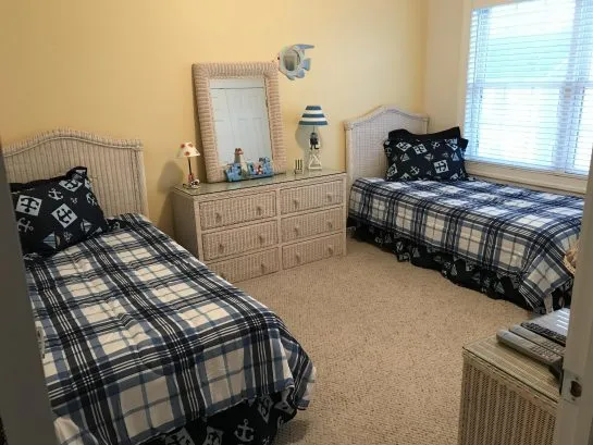 Full and Twin Bedroom