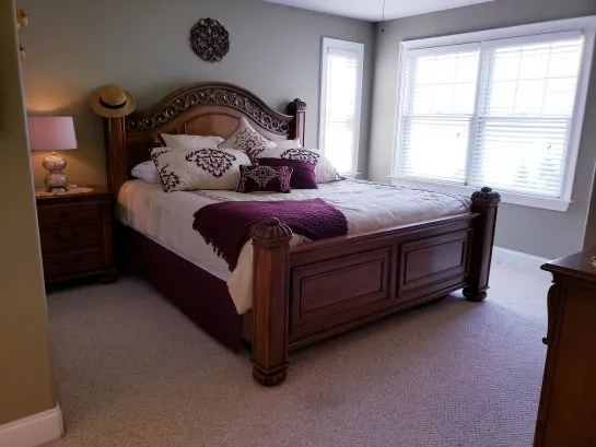Master king size bedroom suite