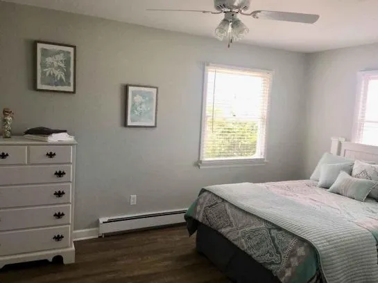 Unit 2 Bedroom #1 - Queen Bed