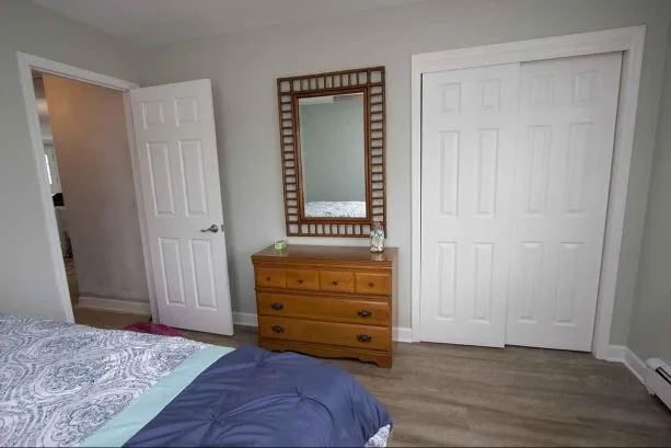 Unit 2 Bedroom #2 - Queen Bed
