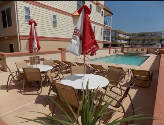 Pool area