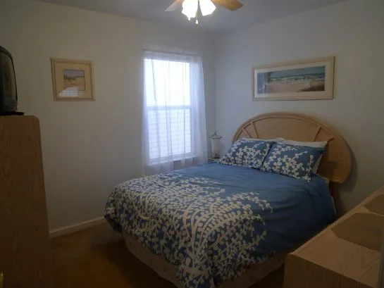 Second bedroom with full bed