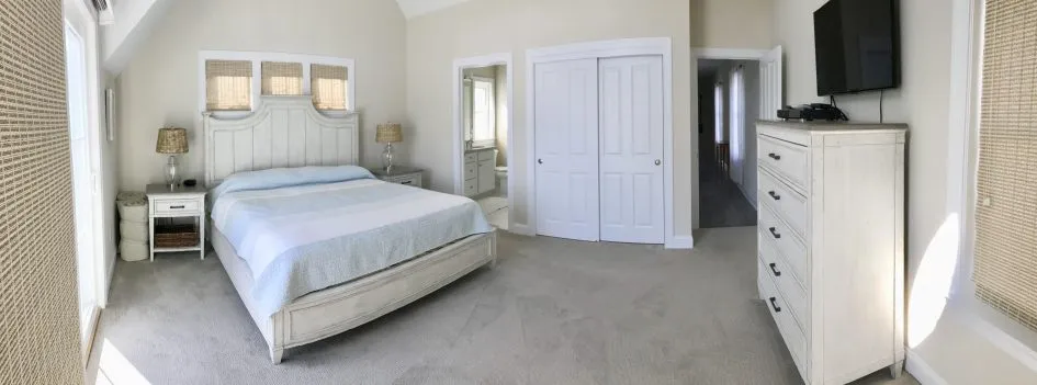 Spacious Master Bedroom (Sleeps 3)