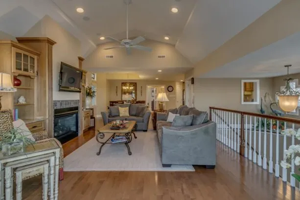2nd Floor Living Area