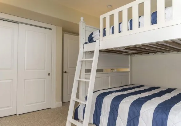 1st floor bunk room