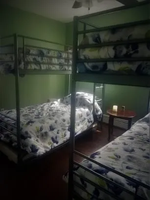 bedroom #3 - 4 twins bunk beds with trundles