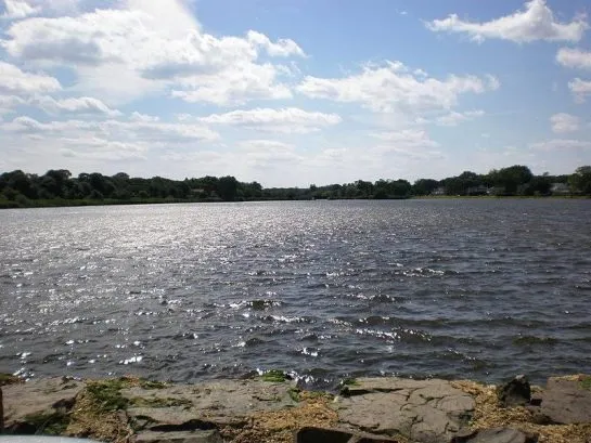 Wreck Pond
