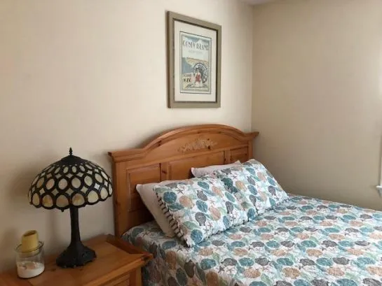 2nd bedroom