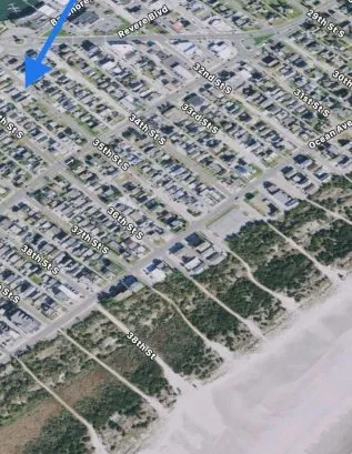 1 and half blocks from beach 
