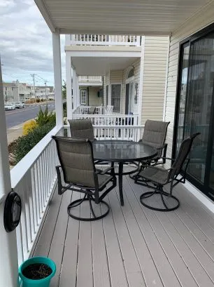 Front deck