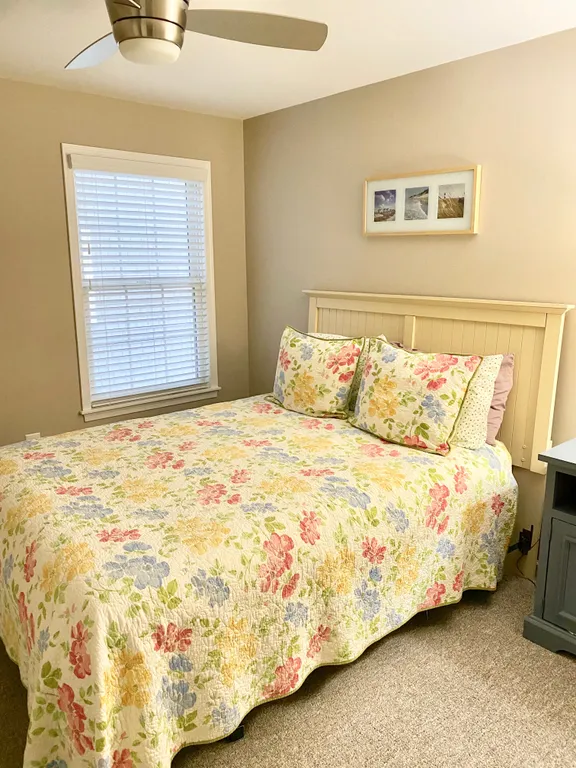 2nd Bedroom Queen