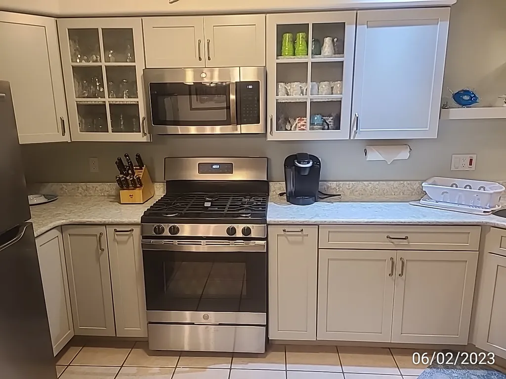 Kitchen 1