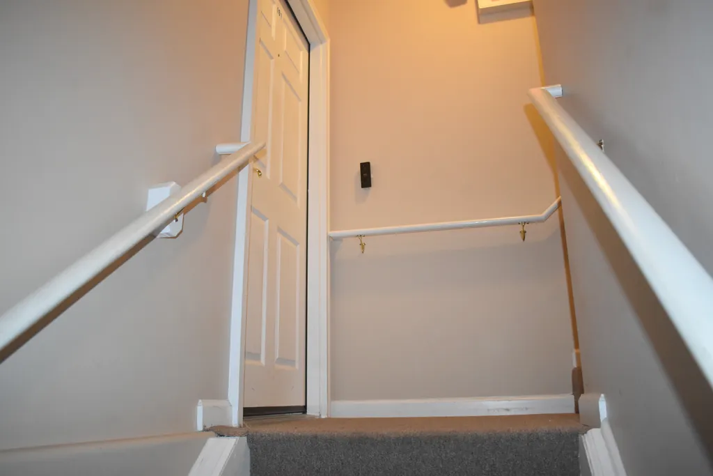 Inside entrace to the unit