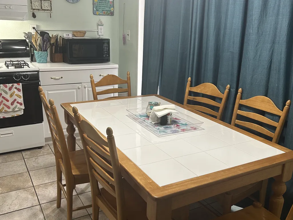 Six seated table