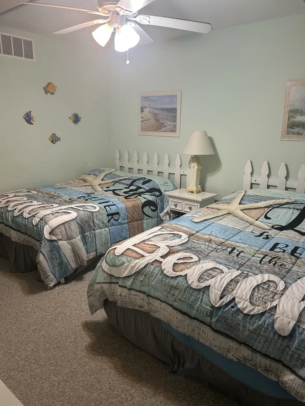 Second bedroom w/queen bed &amp;amp; full bed
