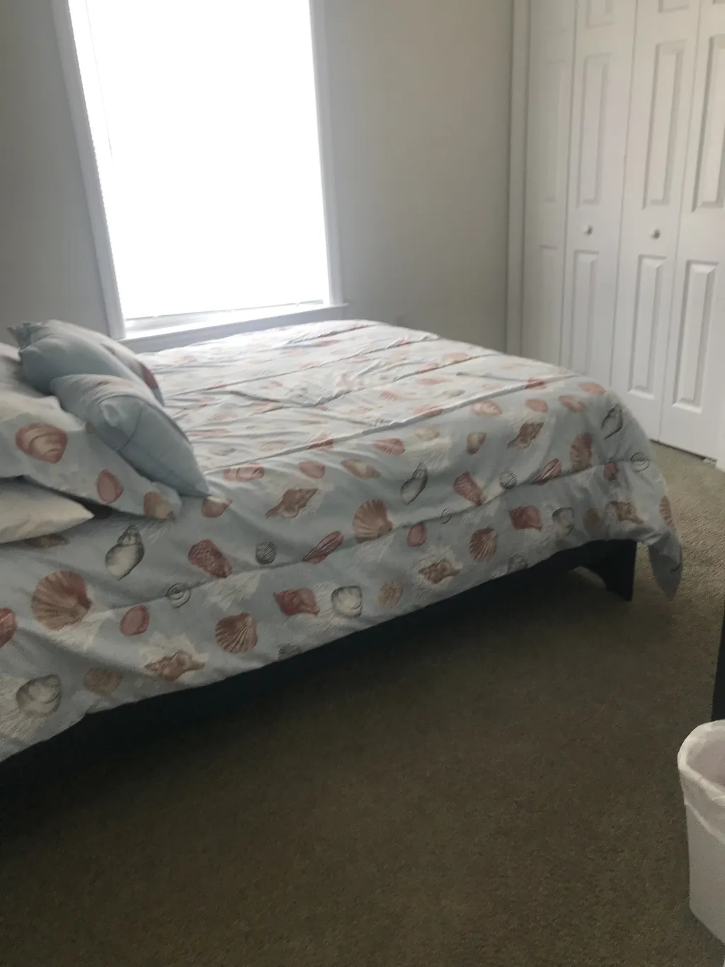 queenbed