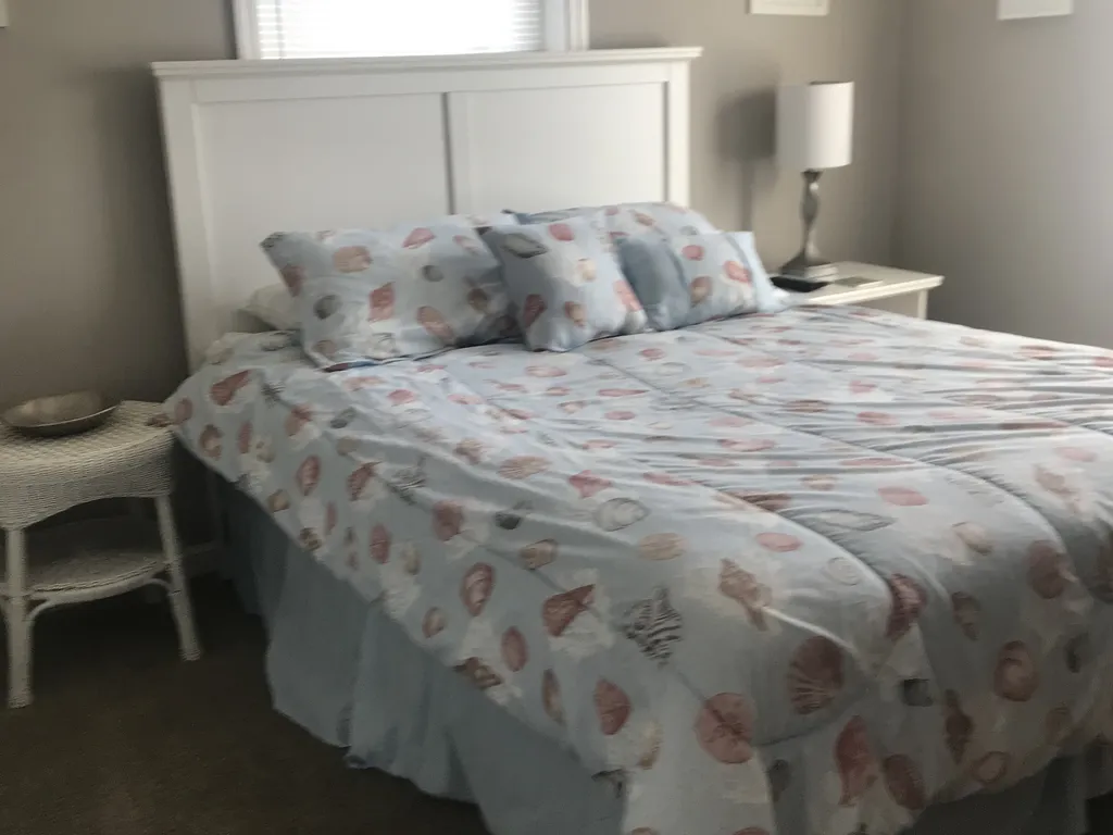 Upstairs queen 