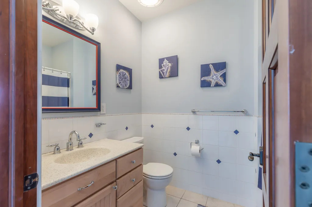 'Sandpiper' Bathroom